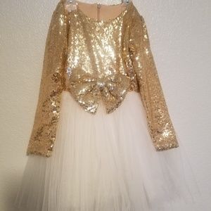 Little girl's dress